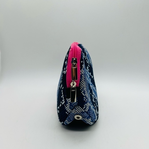 TAYLOR GRAY SARAH LARGE CARRYALL COSMETICS BAG BLUE SNAKESKIN PATTERN NWT - Picture 12 of 16